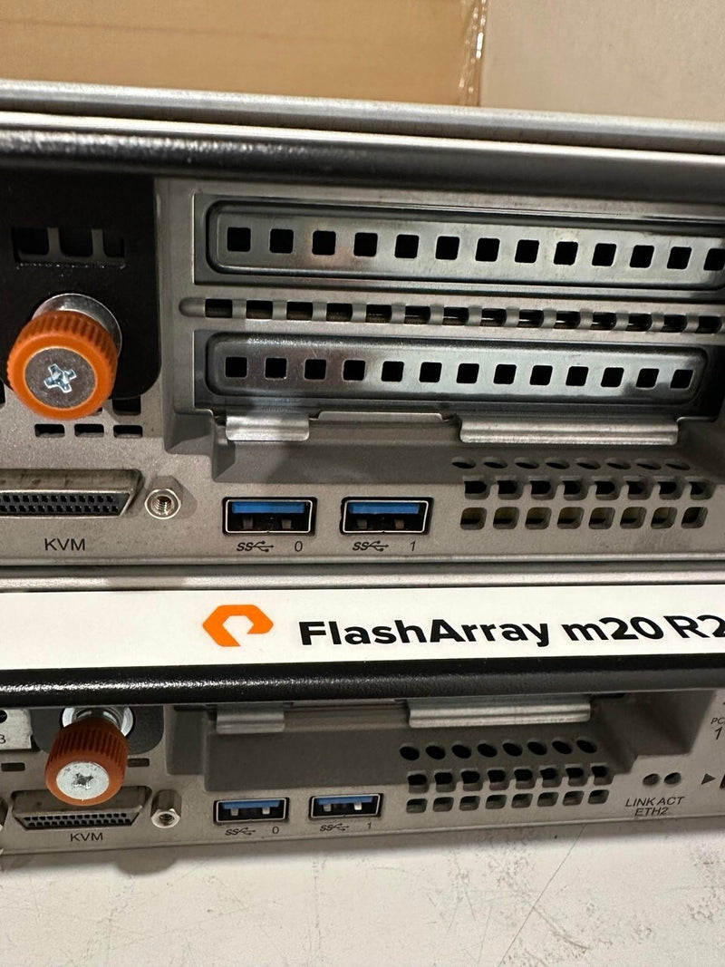 🚀 PureStorage FlashArray m avec Contrôleurs M20 R2 & SSD 1.92TB 16 Gb/s 🚀 PureStorage